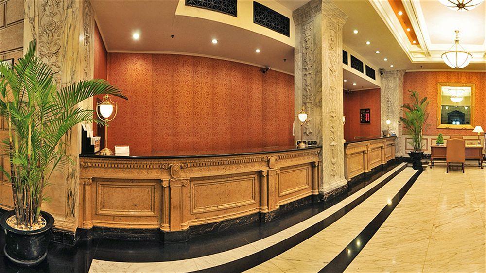Jin Jiang Pacific Hotel Шанхай Екстер'єр фото